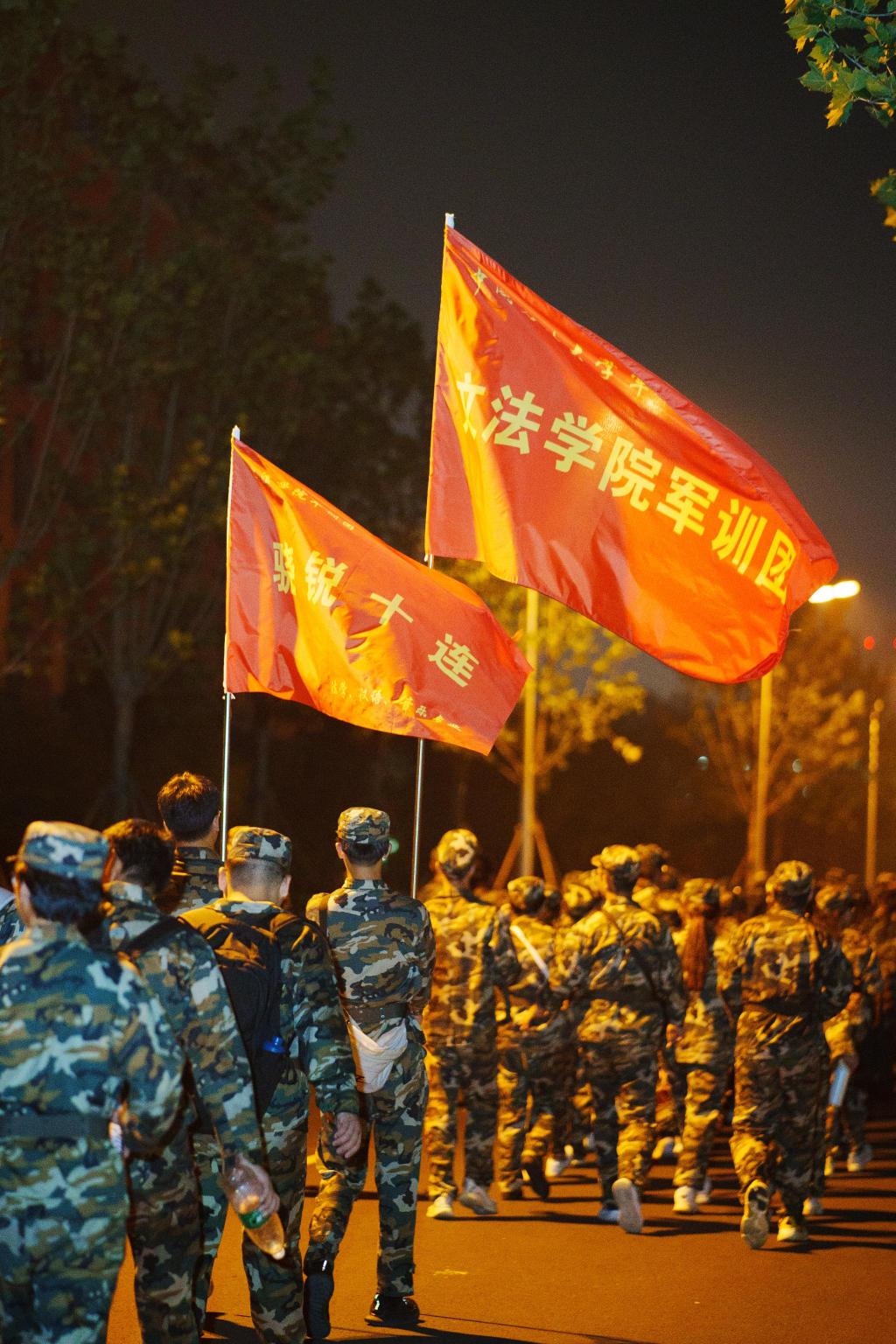 球队士气高昂，取得决定性胜利