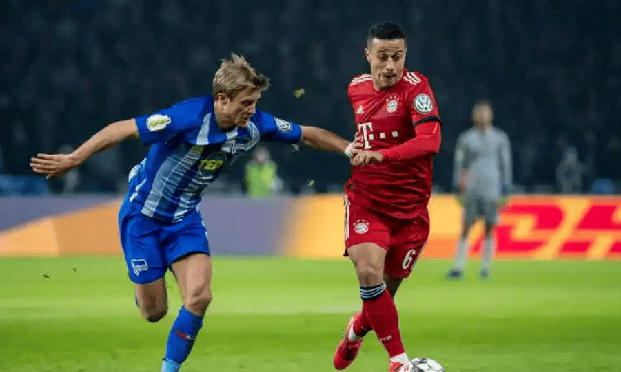 云达不莱梅客场战胜沙尔克04,实力强劲 云达不莱梅客场战胜沙尔克04,实力强劲