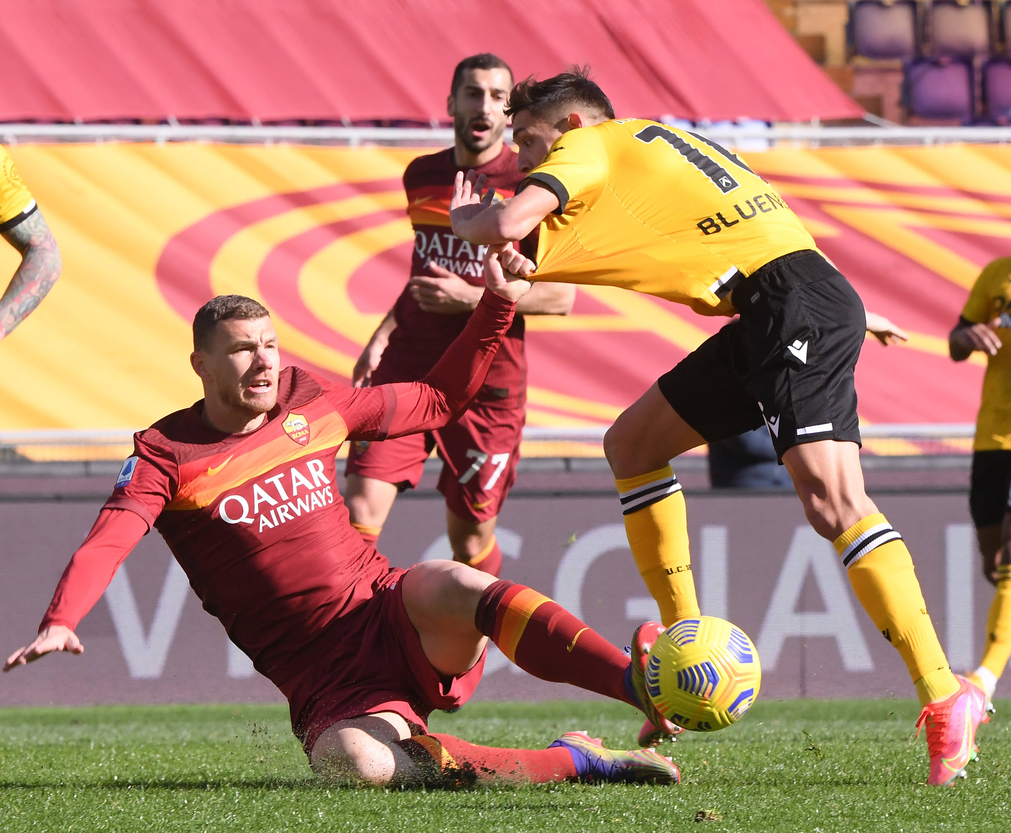 乌迪内斯击败桑普多利亚,保持不败纪录 乌迪内斯击败桑普多利亚,保持不败纪录